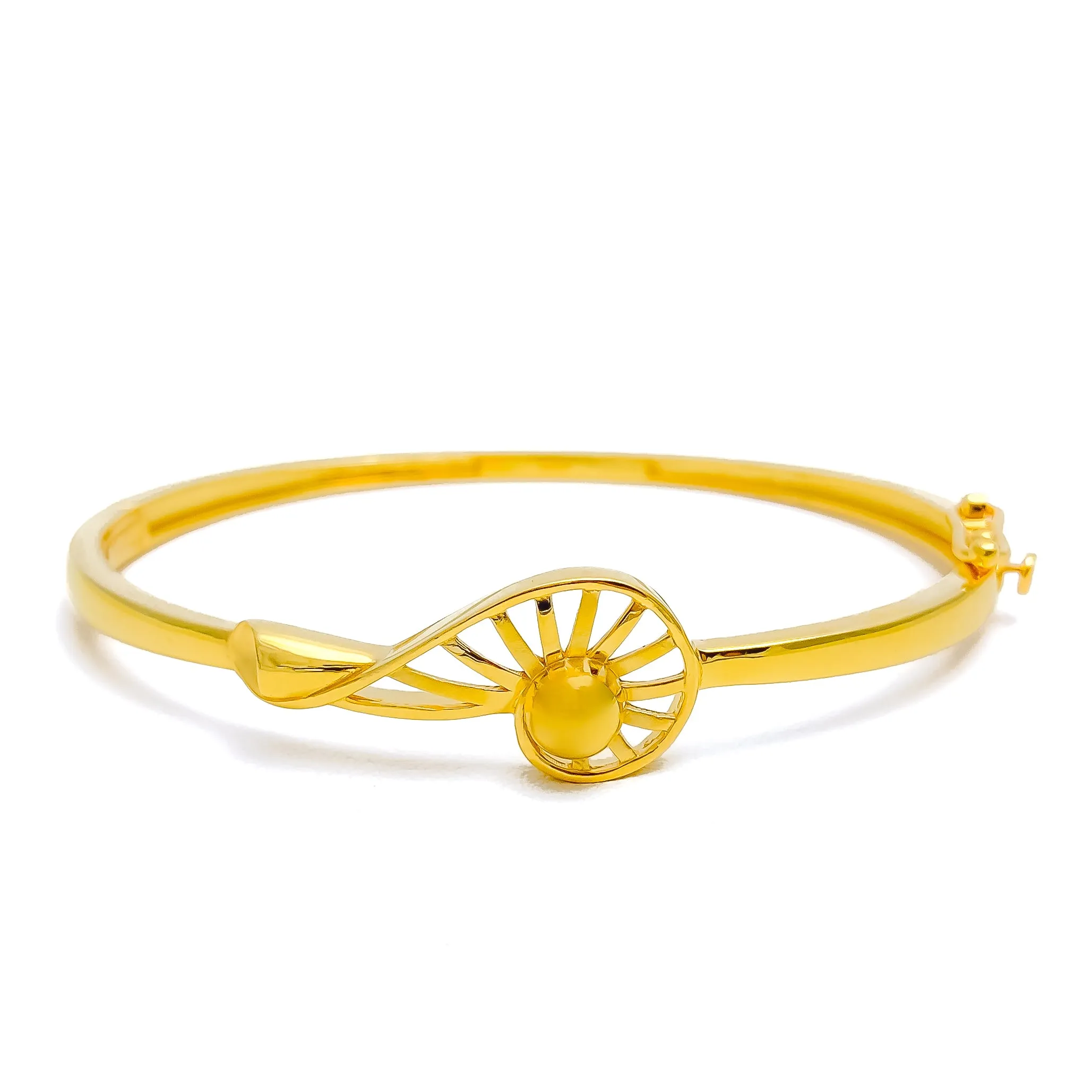 Attractive Striped Paisley 22k Gold Bangle Bracelet