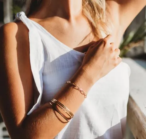 Dainty Gold Paper Clip Bracelet