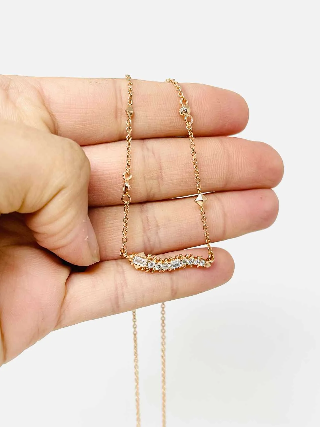 Kendra Scott Size Adj. Rose Gold Bar Crystal Jewelry Necklace