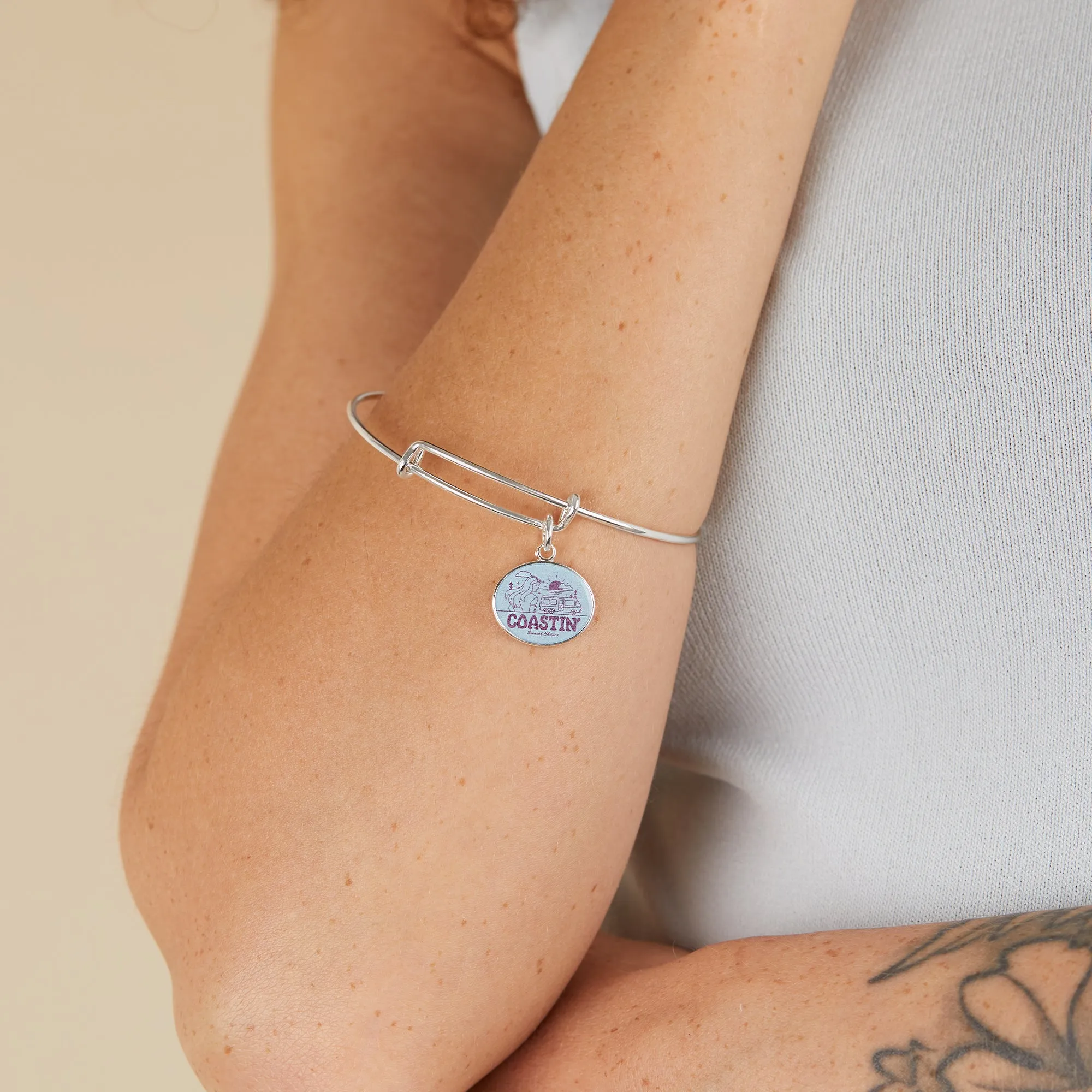 Malibu Barbie 50th Anniversary 'Coastin’ Charm Bangle