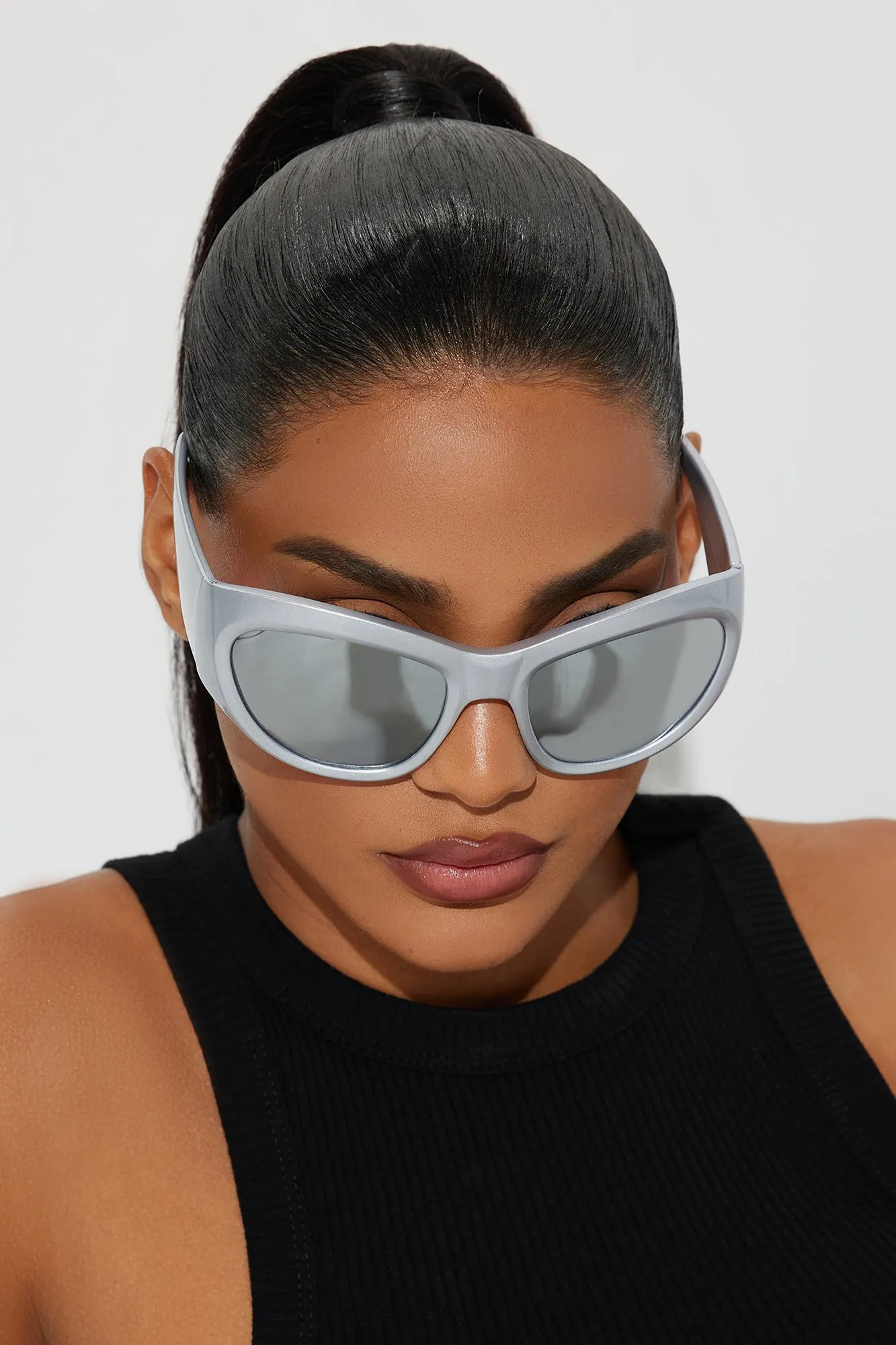 Set The Trend Sunglasses - Silver