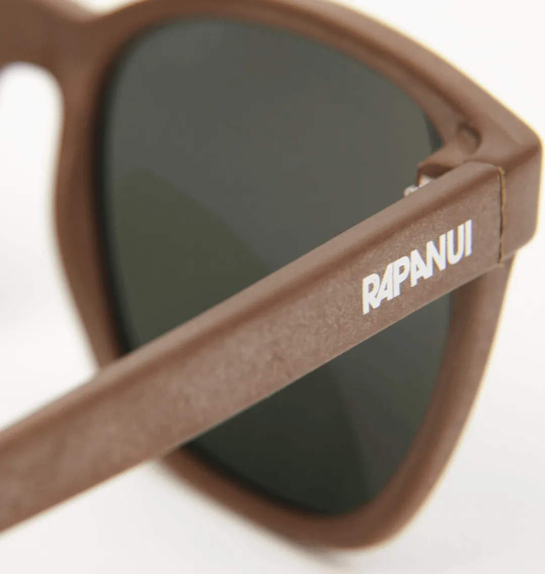 Sustainable Sunglasses - Freshwater