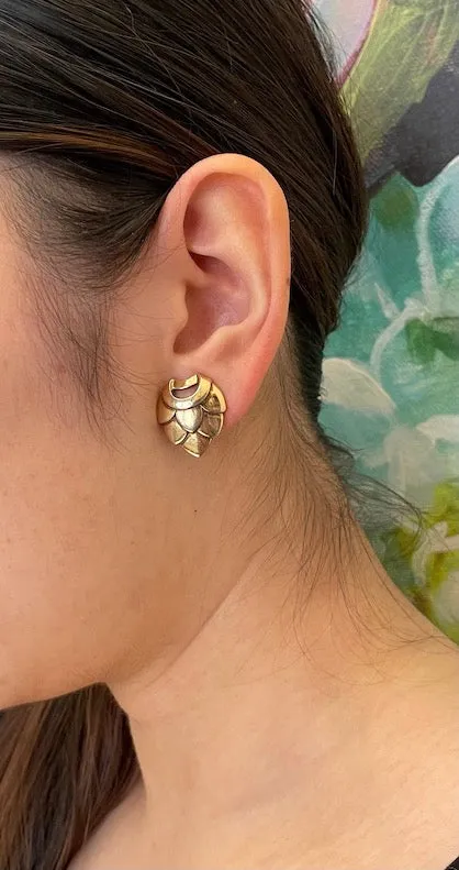 Trifari Artichoke Shaped Gold Metal Clip Earrings